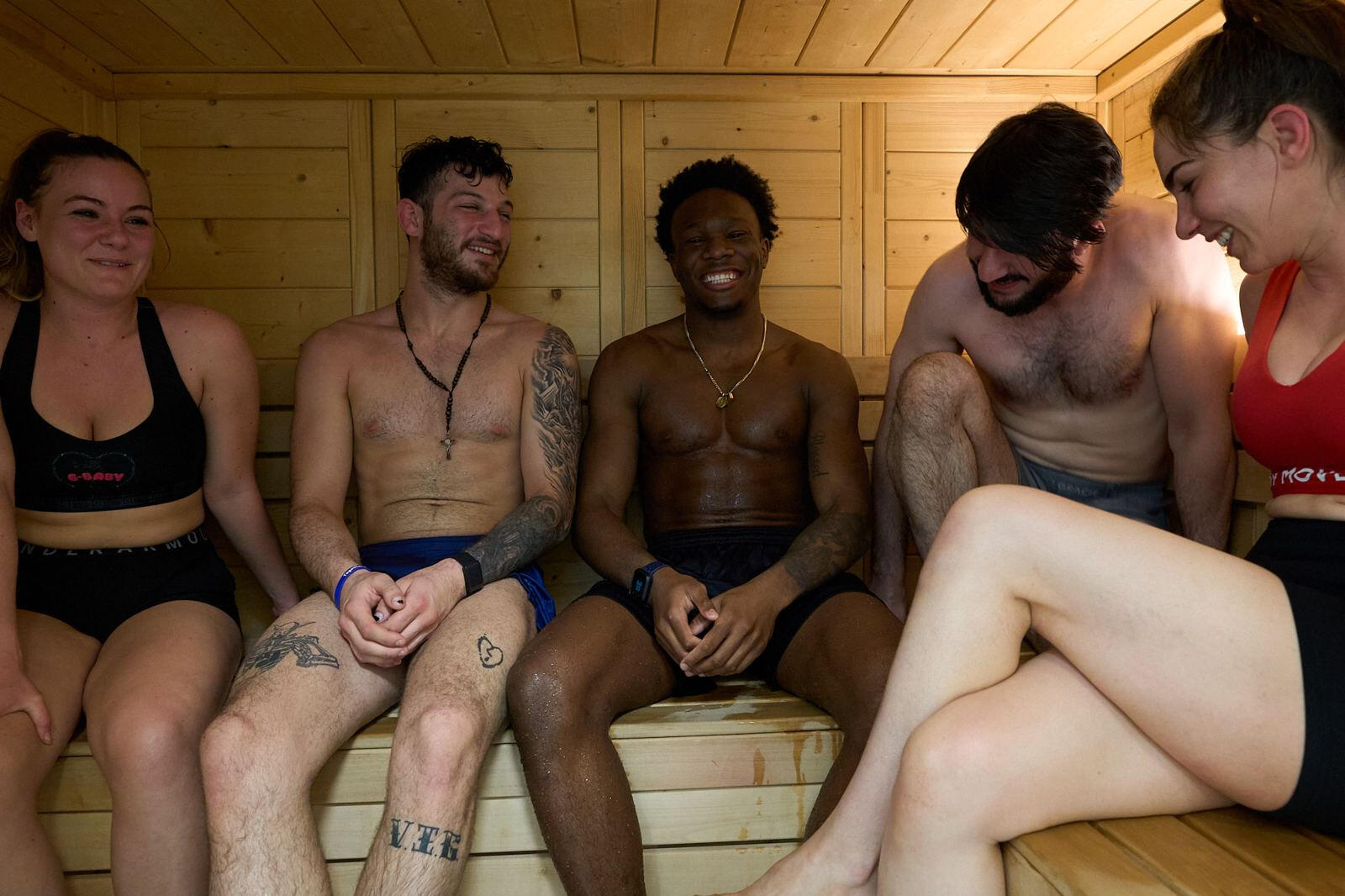 Photo 5: sauna group Friends enjoying the private sauna at LIVE Hydration Spa Long Island City